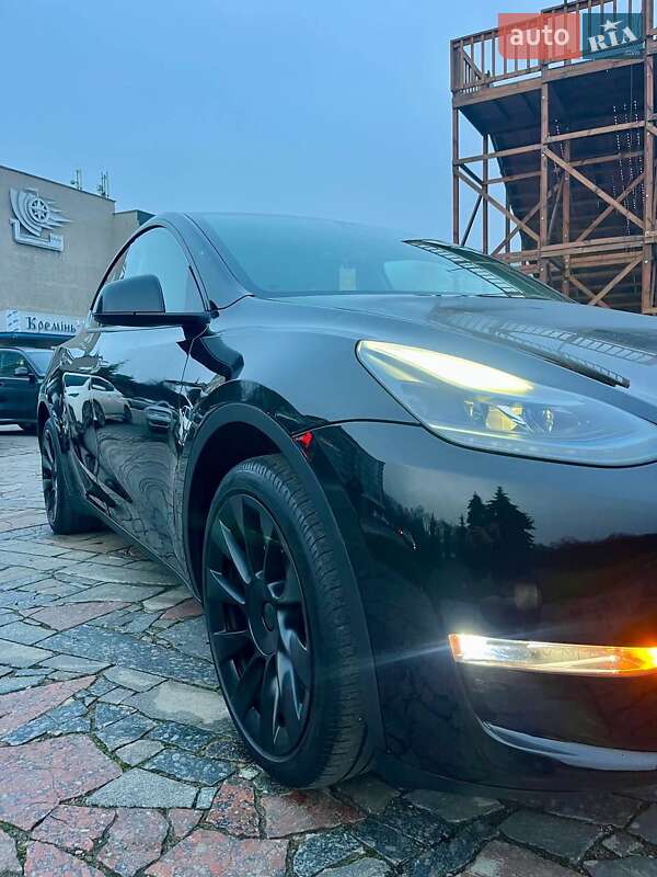 Внедорожник / Кроссовер Tesla Model Y 2023 в Кременчуге фото 3 Внедорожник / Кроссовер Tesla Model Y 2023 в Кременчуге