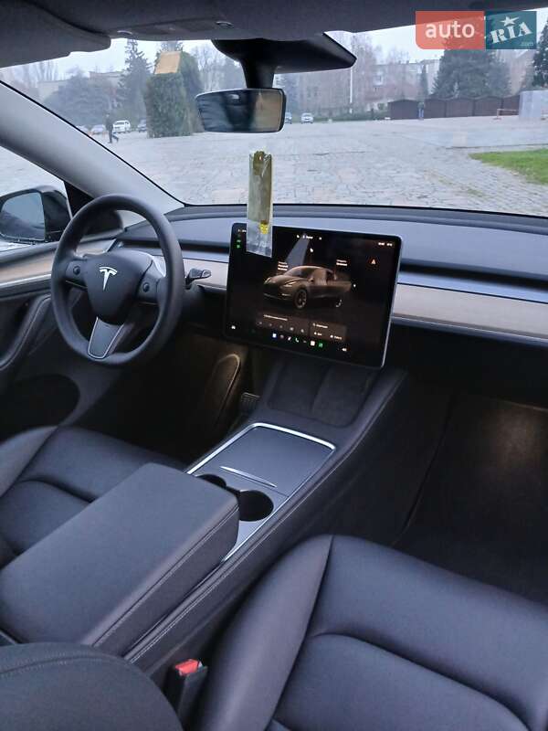 Внедорожник / Кроссовер Tesla Model Y 2023 в Кременчуге фото 31 Внедорожник / Кроссовер Tesla Model Y 2023 в Кременчуге