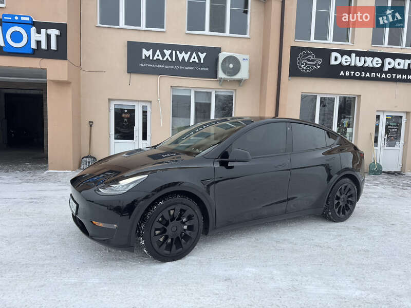 Внедорожник / Кроссовер Tesla Model Y 2022 в Луцке