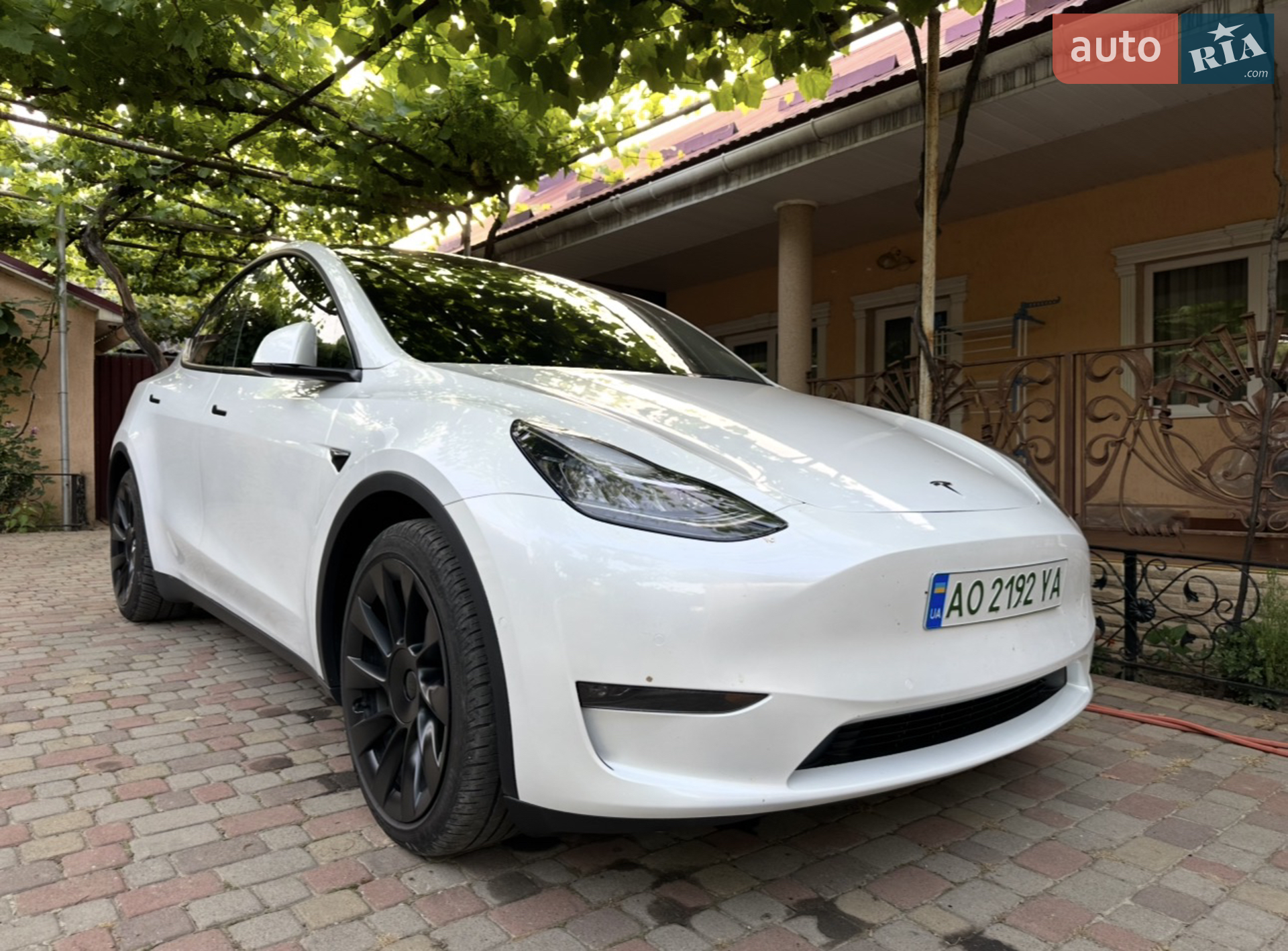 2021 Tesla Model Y - мініатюра 3