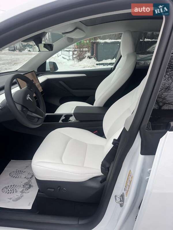 Внедорожник / Кроссовер Tesla Model Y 2024 в Требухове