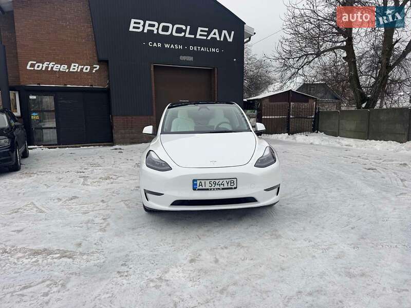 Внедорожник / Кроссовер Tesla Model Y 2024 в Требухове