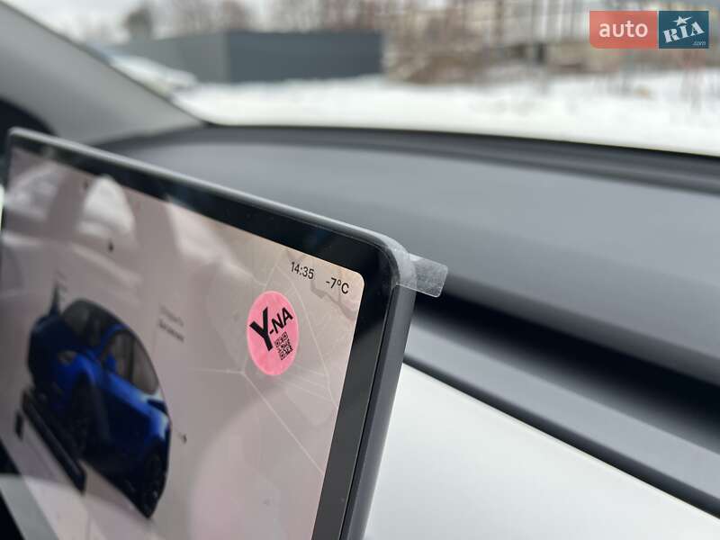 Внедорожник / Кроссовер Tesla Model Y 2025 в Богуславе