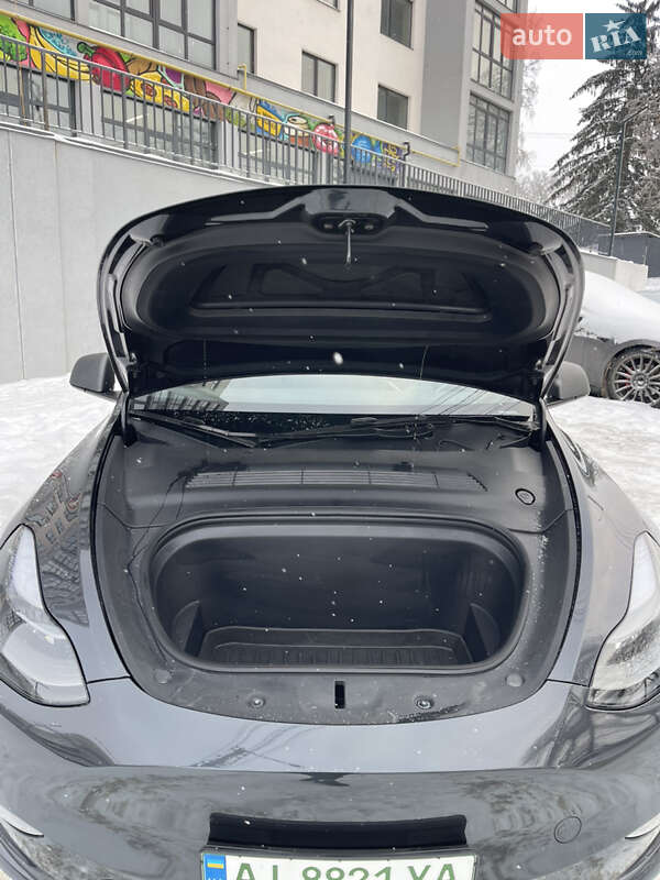 Внедорожник / Кроссовер Tesla Model Y 2024 в Фастове