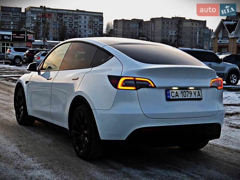 Внедорожник / Кроссовер Tesla Model Y 2021 в Черкассах