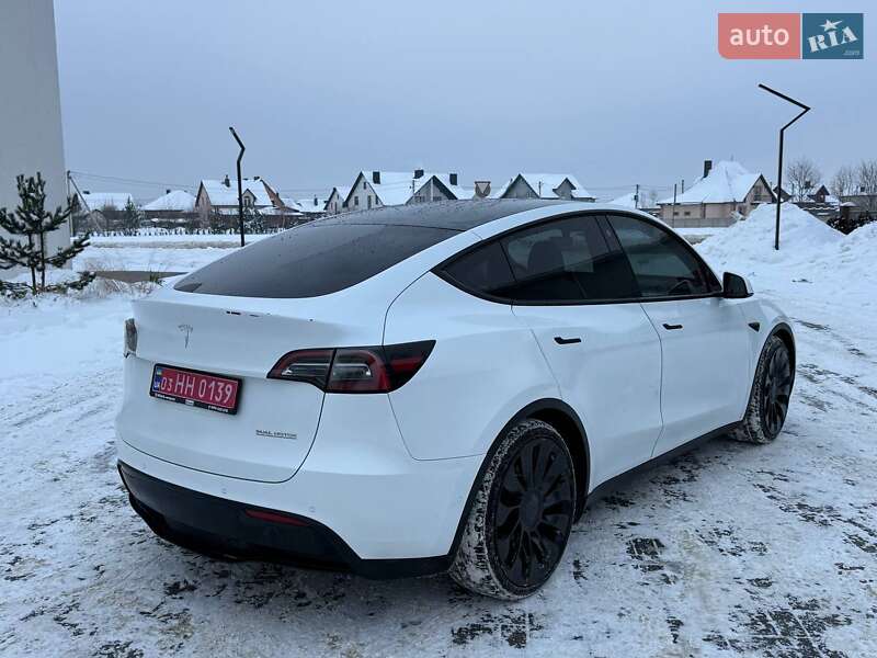 Внедорожник / Кроссовер Tesla Model Y 2022 в Луцке