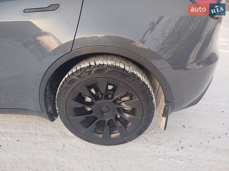 Позашляховик / Кросовер Tesla Model Y 2022 в Харкові фото 19 Позашляховик / Кросовер Tesla Model Y 2022 в Харкові