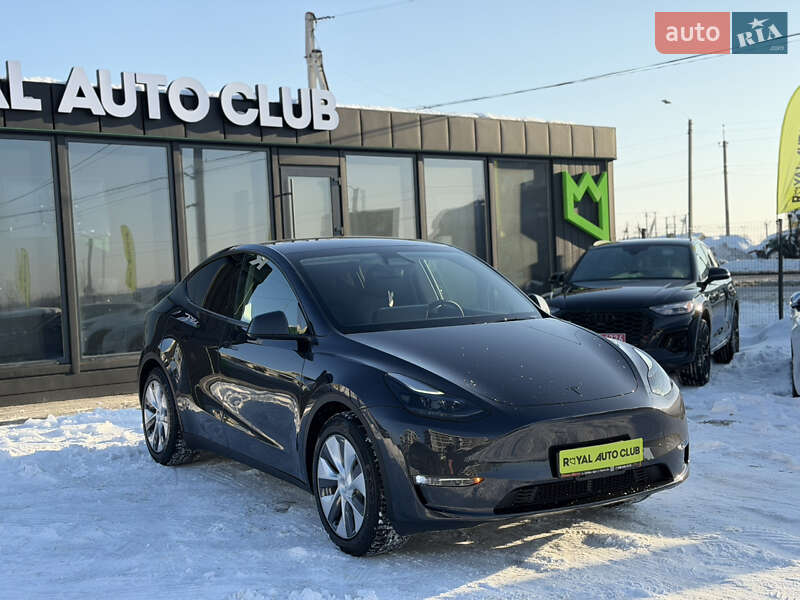 Внедорожник / Кроссовер Tesla Model Y 2024 в Львове