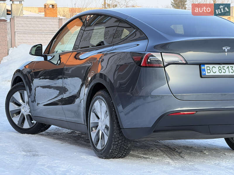 Внедорожник / Кроссовер Tesla Model Y 2022 в Стрые