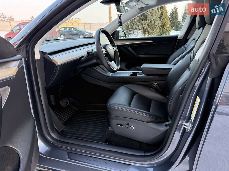 Внедорожник / Кроссовер Tesla Model Y 2022 в Стрые