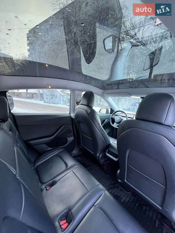 Позашляховик / Кросовер Tesla Model Y 2021 в Обухові