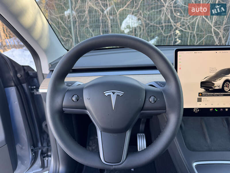 Внедорожник / Кроссовер Tesla Model Y 2023 в Стрые