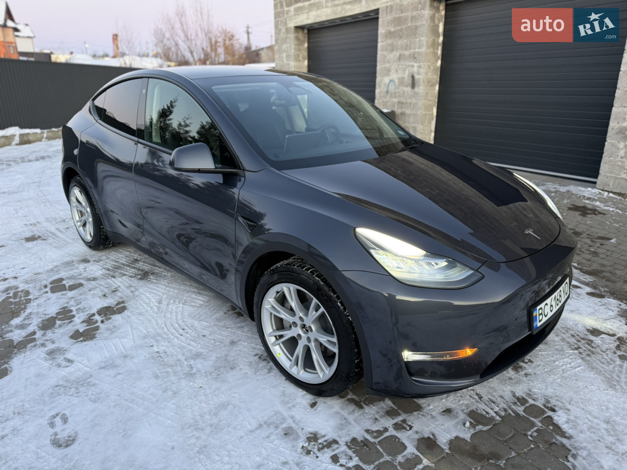 В продажі свіжо пригнане авто з США
Tesla Model Y 2022рік 12 місяць 
Батарея 82kw
Повний привід
Авто в дуже хорошому стані 
Безпека рідна
Процесор Rizen
Дійсні сертифікати ( оновлюється,працює додаток)
Диски r19
Підігріви всіх сидінь
Вже на обліку 


За деталями пишіть,або телефонуйте