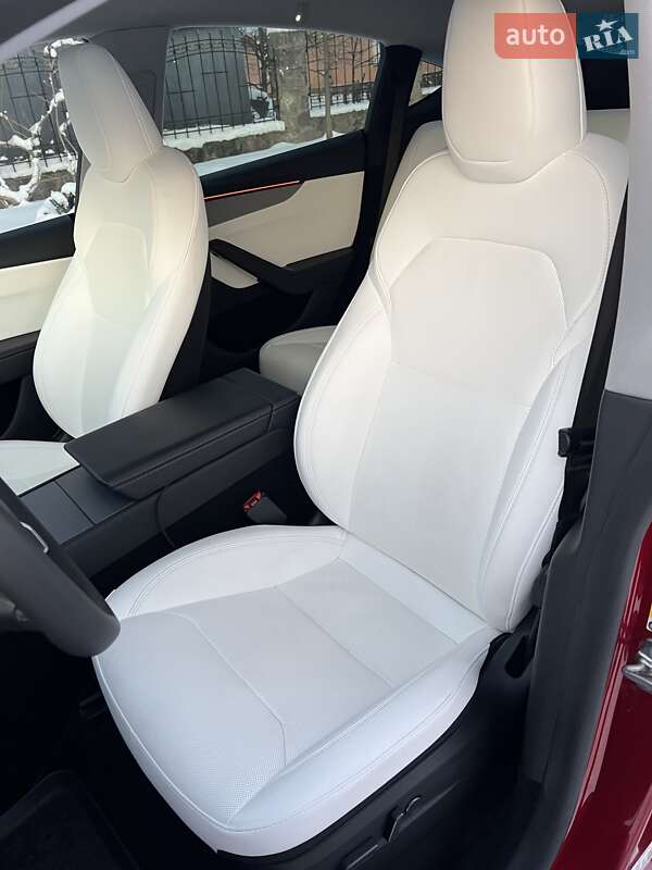 Внедорожник / Кроссовер Tesla Model Y 2025 в Харькове