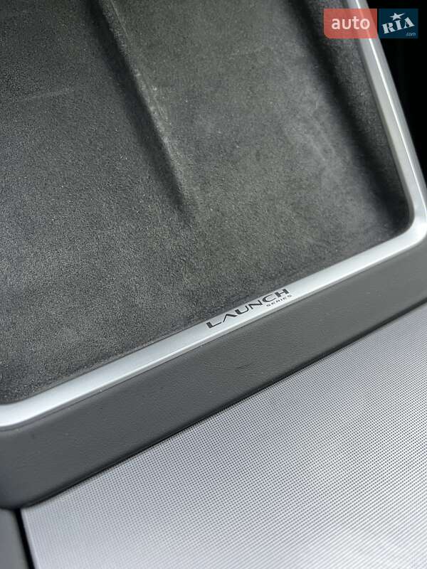 Внедорожник / Кроссовер Tesla Model Y 2025 в Харькове