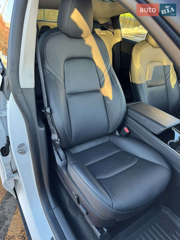 Внедорожник / Кроссовер Tesla Model Y 2021 в Ровно фото 24 Внедорожник / Кроссовер Tesla Model Y 2021 в Ровно