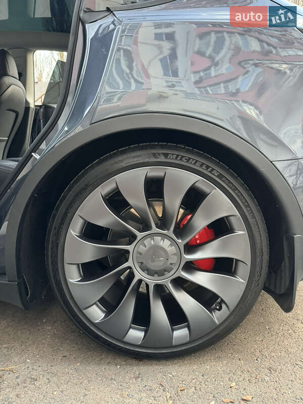 Внедорожник / Кроссовер Tesla Model Y 2022 в Одессе