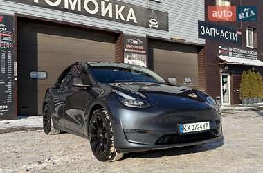 Позашляховик / Кросовер Tesla Model Y 2022 в Харкові