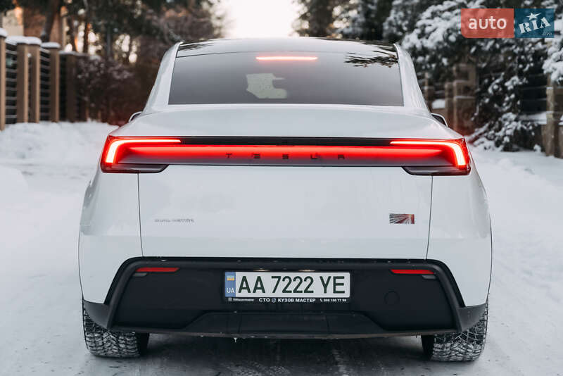 Внедорожник / Кроссовер Tesla Model Y 2025 в Киеве фото 8 Внедорожник / Кроссовер Tesla Model Y 2025 в Киеве