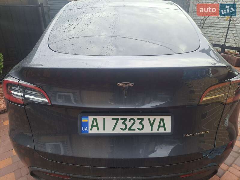 Внедорожник / Кроссовер Tesla Model Y 2023 в Киеве