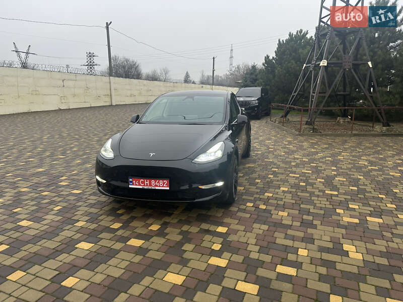 Позашляховик / Кросовер Tesla Model Y 2024 в Дніпрі