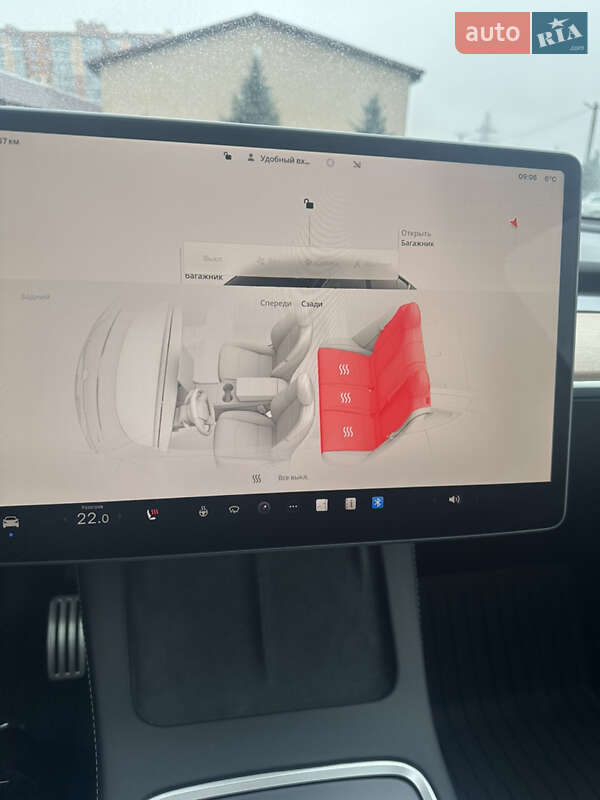 Позашляховик / Кросовер Tesla Model Y 2024 в Дніпрі