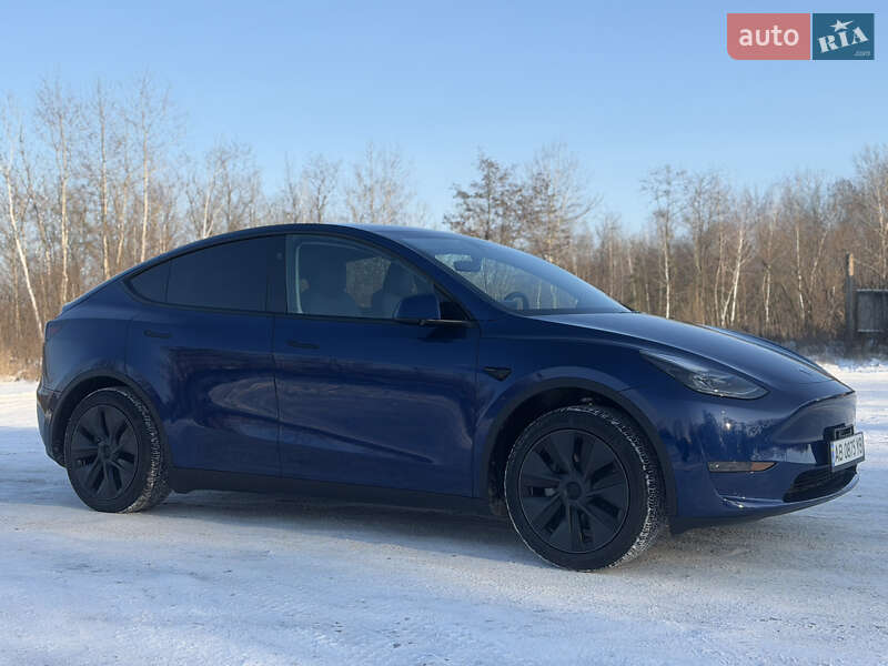 Позашляховик / Кросовер Tesla Model Y 2024 в Вінниці фото 5 Позашляховик / Кросовер Tesla Model Y 2024 в Вінниці