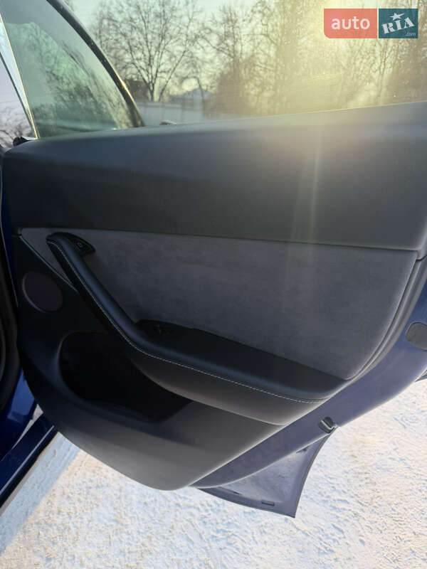 Позашляховик / Кросовер Tesla Model Y 2024 в Вінниці фото 42 Позашляховик / Кросовер Tesla Model Y 2024 в Вінниці