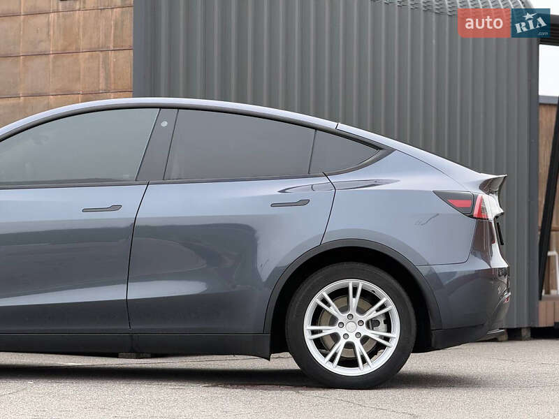Внедорожник / Кроссовер Tesla Model Y 2022 в Киеве фото 13 Внедорожник / Кроссовер Tesla Model Y 2022 в Киеве