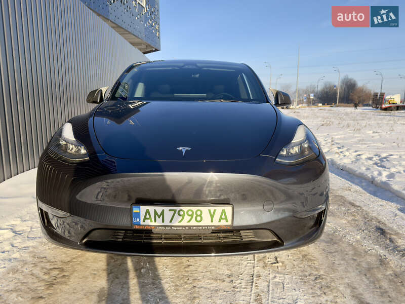 Внедорожник / Кроссовер Tesla Model Y 2024 в Киеве фото 3 Внедорожник / Кроссовер Tesla Model Y 2024 в Киеве
