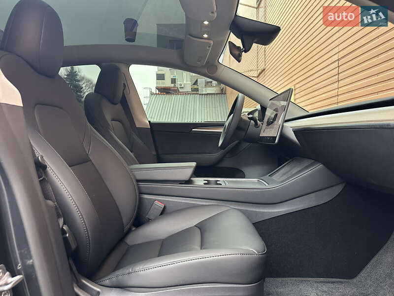 Внедорожник / Кроссовер Tesla Model Y 2024 в Киеве фото 9 Внедорожник / Кроссовер Tesla Model Y 2024 в Киеве