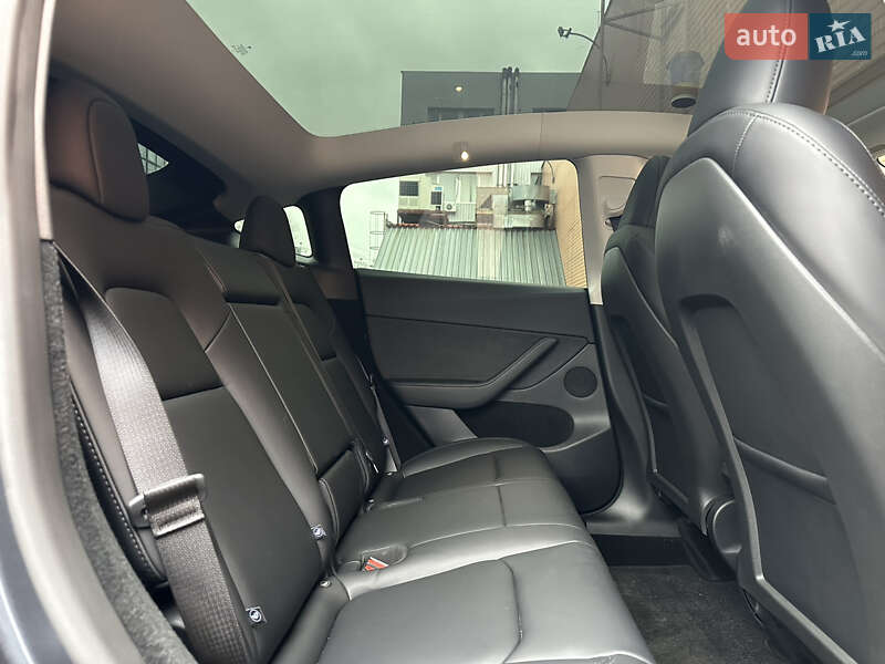 Внедорожник / Кроссовер Tesla Model Y 2024 в Киеве фото 13 Внедорожник / Кроссовер Tesla Model Y 2024 в Киеве