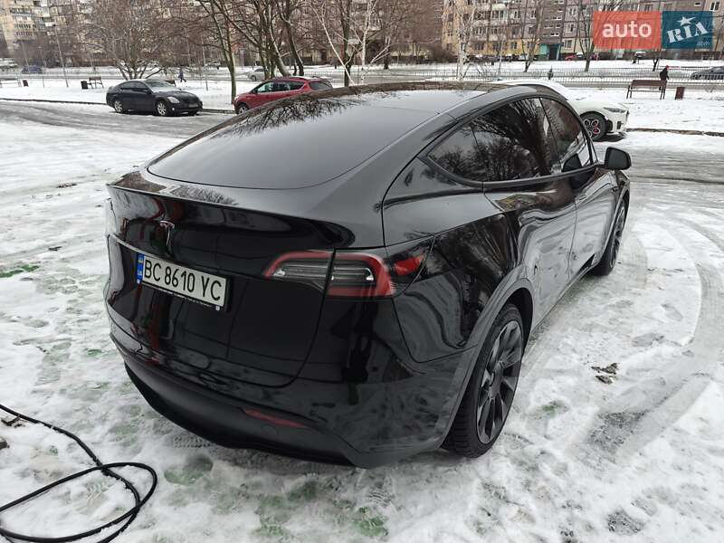 Позашляховик / Кросовер Tesla Model Y 2021 в Дніпрі фото 6 Позашляховик / Кросовер Tesla Model Y 2021 в Дніпрі