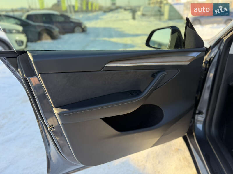 Внедорожник / Кроссовер Tesla Model Y 2023 в Львове фото 18 Внедорожник / Кроссовер Tesla Model Y 2023 в Львове