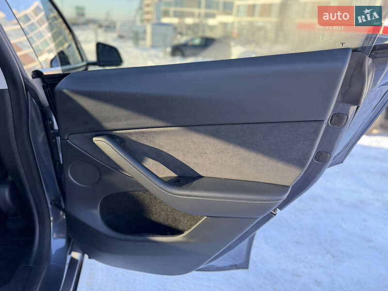 Внедорожник / Кроссовер Tesla Model Y 2023 в Львове фото 25 Внедорожник / Кроссовер Tesla Model Y 2023 в Львове