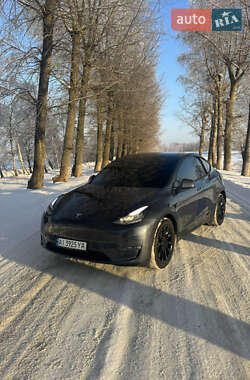 Позашляховик / Кросовер Tesla Model Y 2021 в Бучі