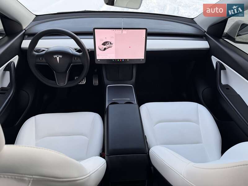 Позашляховик / Кросовер Tesla Model Y 2021 в Дніпрі