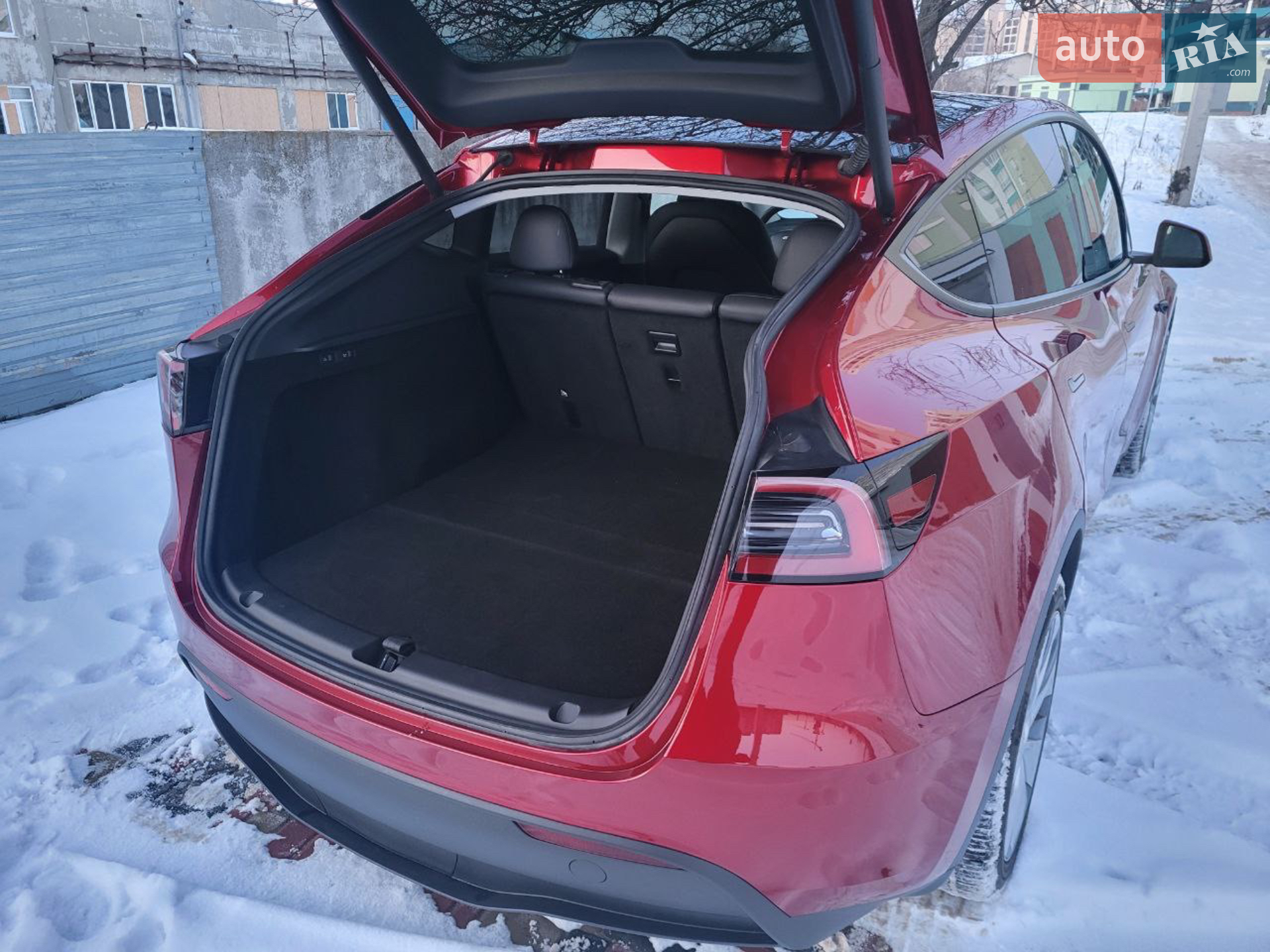2024 Tesla Model Y - мініатюра 20