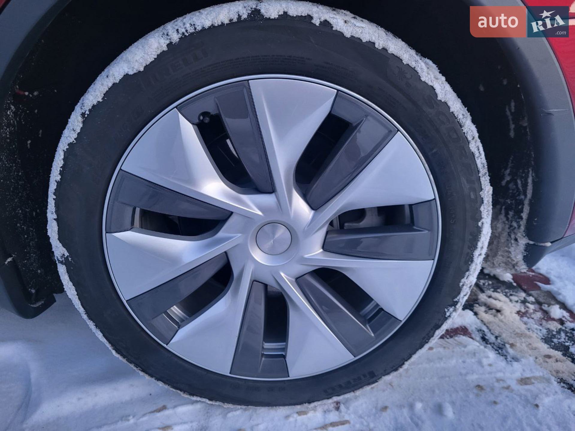 2024 Tesla Model Y - мініатюра 25