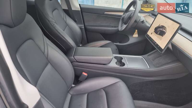 Внедорожник / Кроссовер Tesla Model Y 2023 в Ирпене