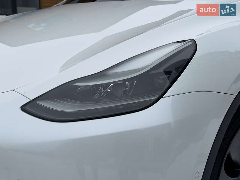 Позашляховик / Кросовер Tesla Model Y 2022 в Дніпрі фото 4 Позашляховик / Кросовер Tesla Model Y 2022 в Дніпрі
