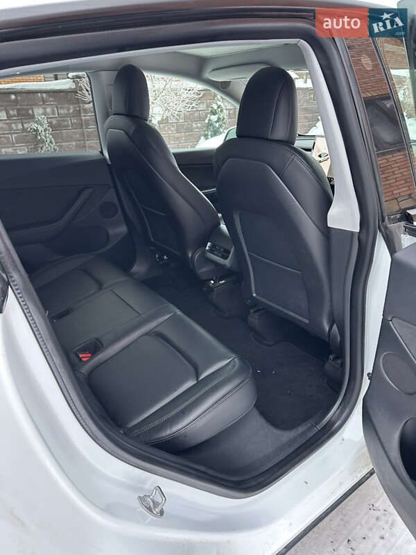 Внедорожник / Кроссовер Tesla Model Y 2021 в Владимирце