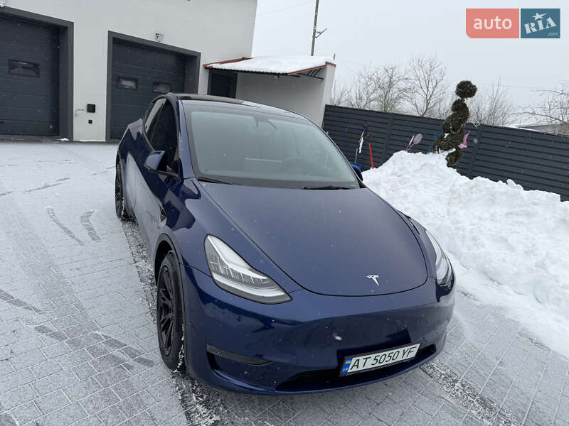 Внедорожник / Кроссовер Tesla Model Y 2022 в Ивано-Франковске