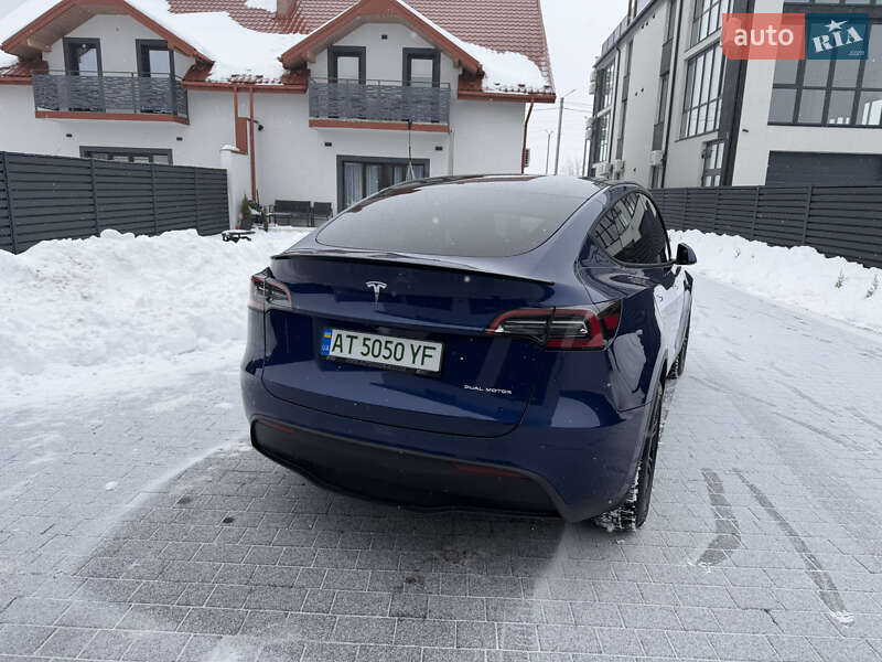Внедорожник / Кроссовер Tesla Model Y 2022 в Ивано-Франковске