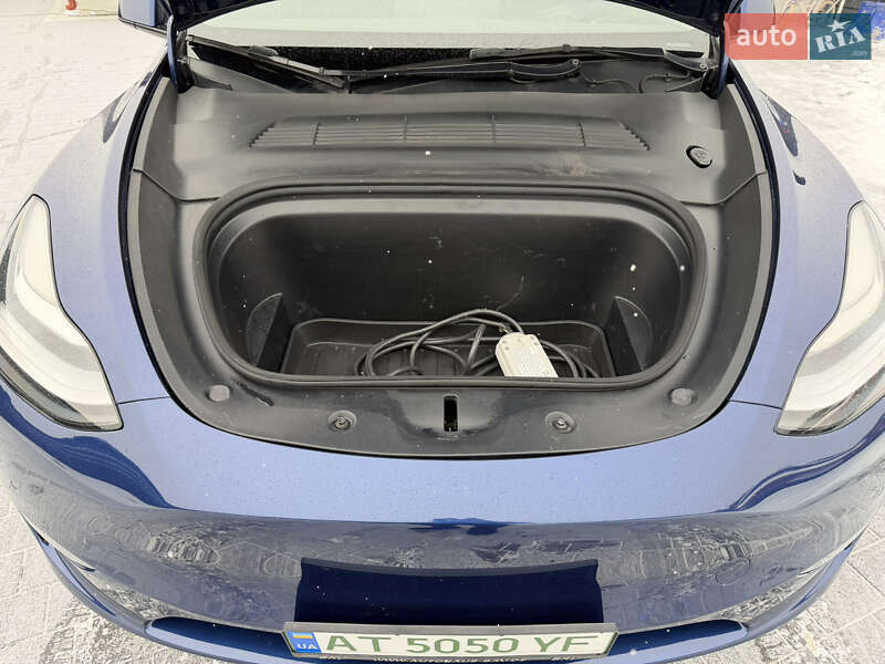 Внедорожник / Кроссовер Tesla Model Y 2022 в Ивано-Франковске