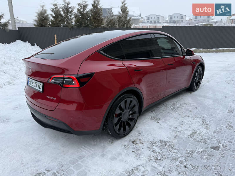 Внедорожник / Кроссовер Tesla Model Y 2022 в Львове