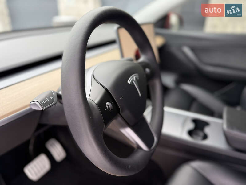 Внедорожник / Кроссовер Tesla Model Y 2022 в Львове