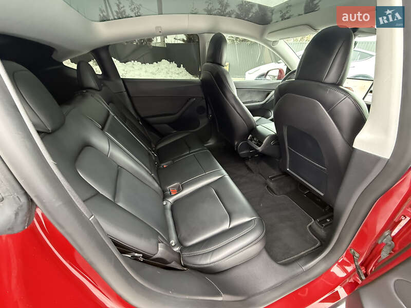 Внедорожник / Кроссовер Tesla Model Y 2022 в Львове