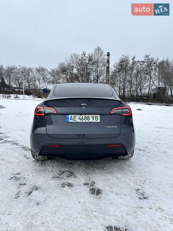 Позашляховик / Кросовер Tesla Model Y 2023 в Дніпрі фото 6 Позашляховик / Кросовер Tesla Model Y 2023 в Дніпрі