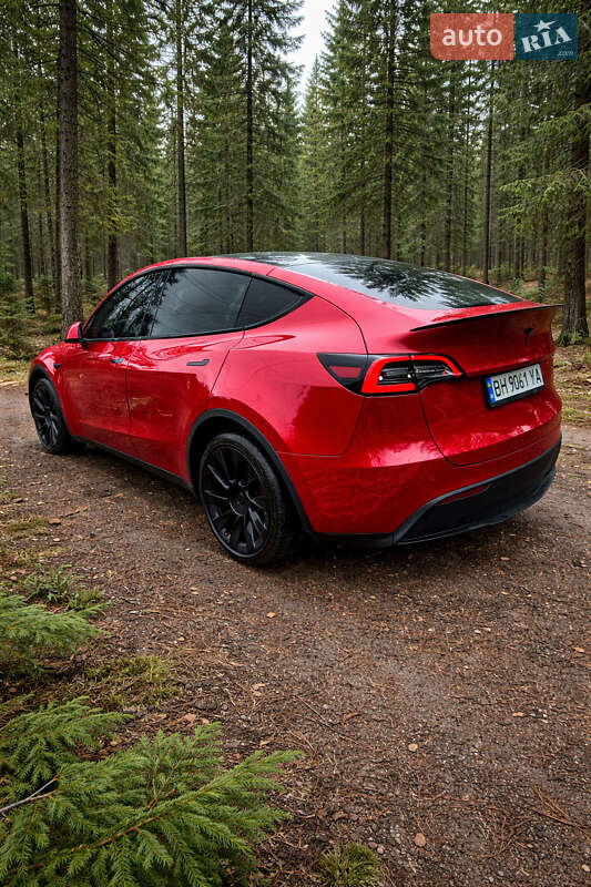 Внедорожник / Кроссовер Tesla Model Y 2020 в Одессе